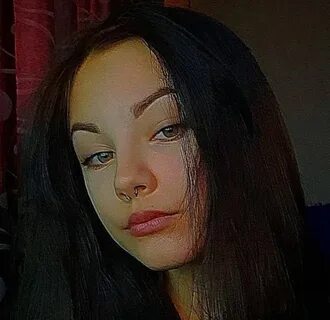 Лицо полины сергиенко
