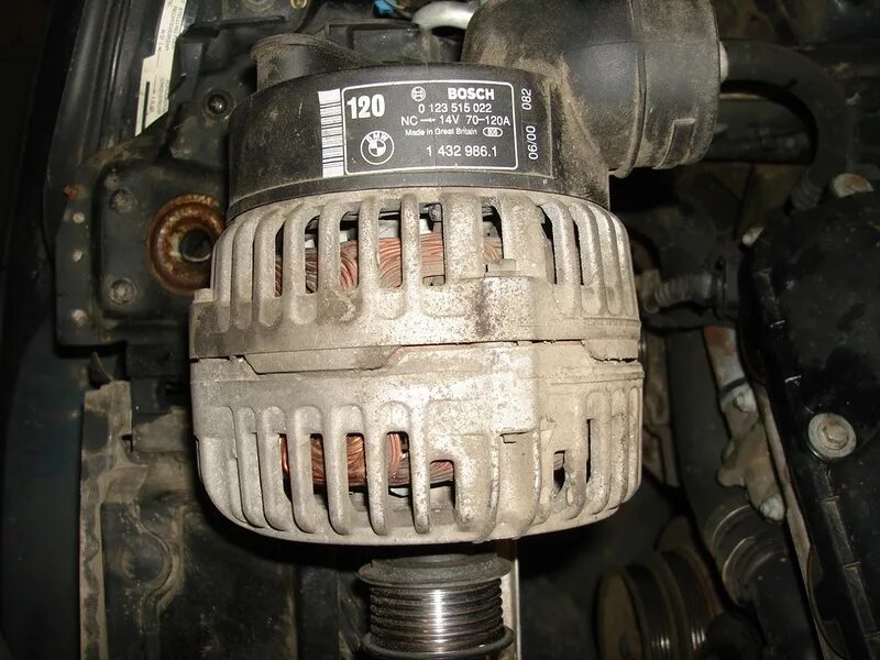 Генератор е34. Генератор bosch 120a bmw e39. генератор бош 120 ампер бмв е39. генератор бош 14 v 120 a. bosch генератор 14v 125a.