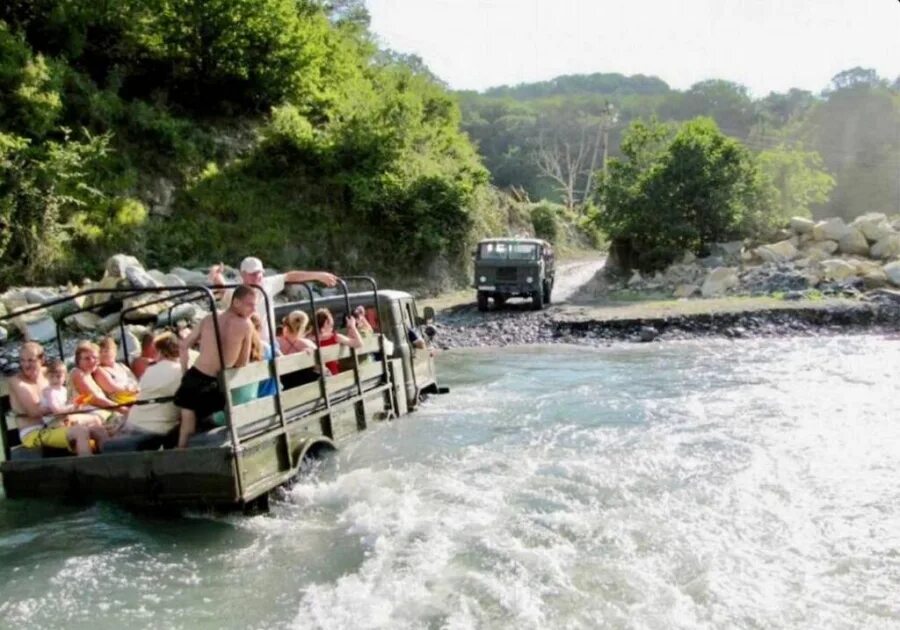 Экскурсия 33. Экскурсия 33 водопада сочи. экскурсия 33 водопада адлер. джиппинг 33 водопада лазаревское. 33 водопада на реке шахе.