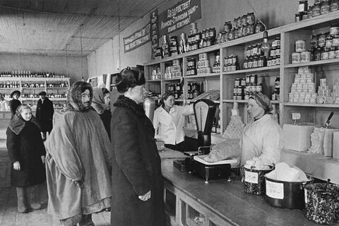 История первого магазина