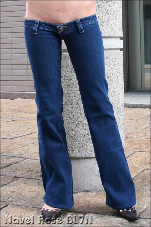 Davina rose джинсы. Джинсы с ультра низкой талией. Джинсы ultra low rise. Джинсы true religion женские skinny. Джинсы ultra low rise.