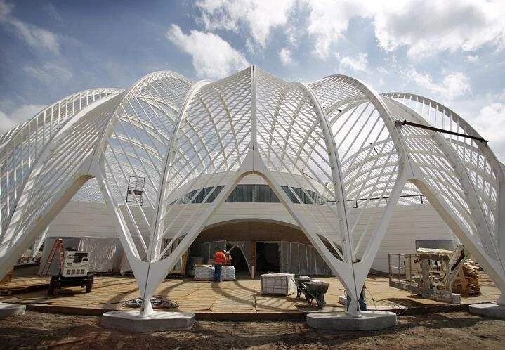 Soaring structures