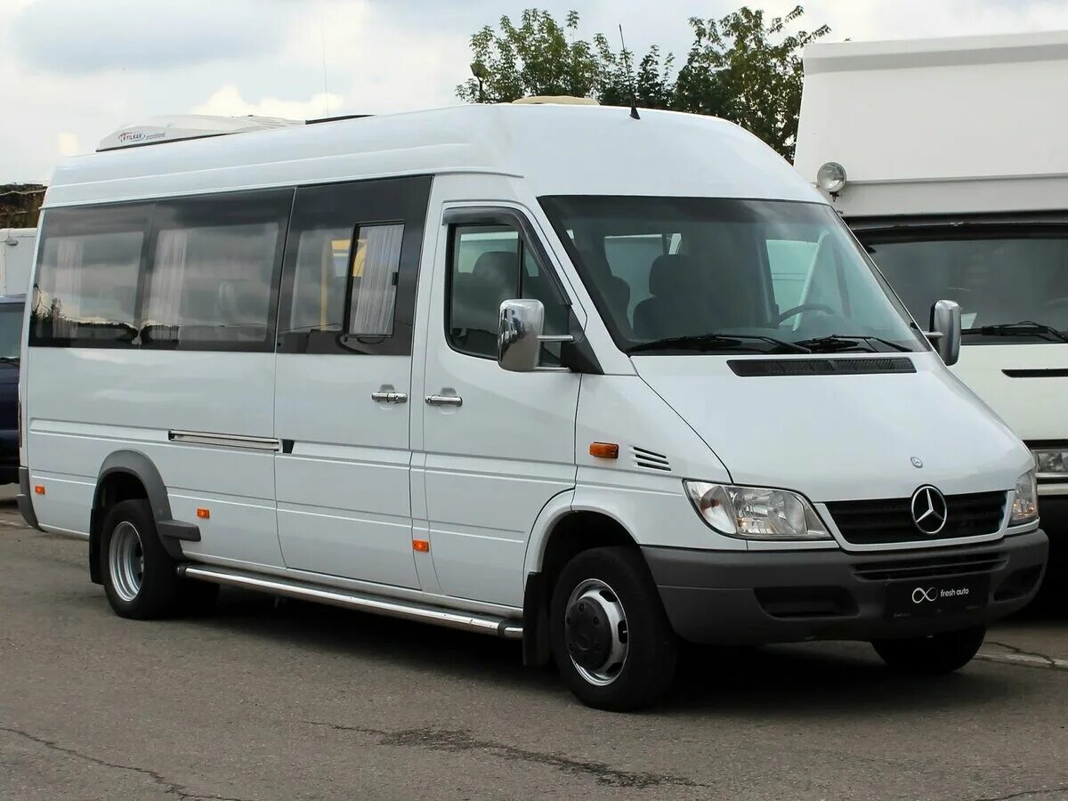 Мерседес Бенц 411 Спринтер. Мерседес Спринтер 411 микроавтобус. Mercedes-Benz Sprinter 2013. Мерседес Спринтер 2013 года. Спринтер классик пассажирский