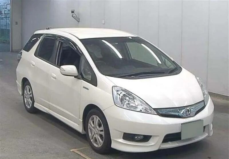 Honda fit shuttle 2013