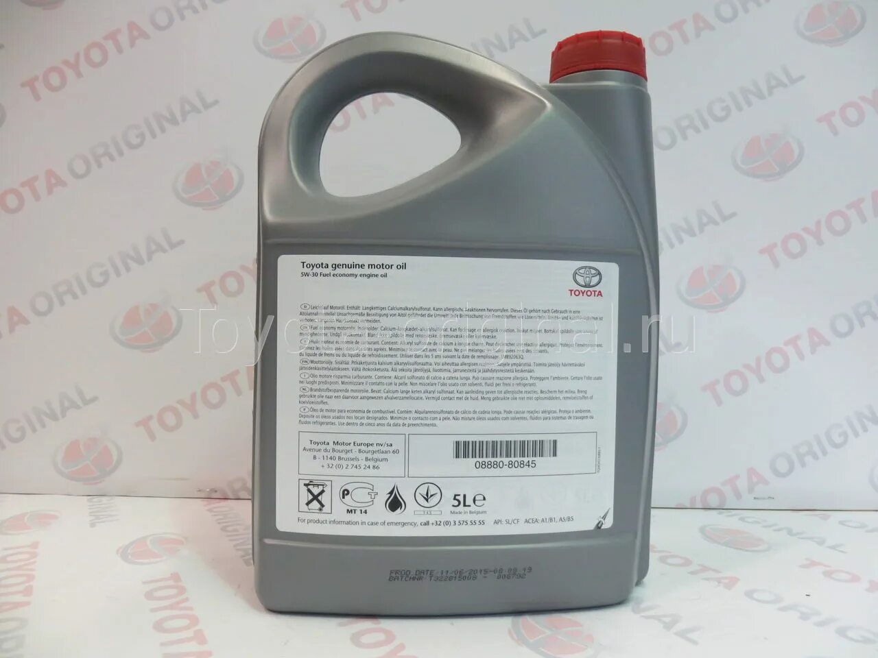 Масло 5w30 acea c2. Toyota 5w30 PFE. Toyota PFE 5w-30 209l. Тойота 0w30 PFE 208l. Toyota Genuine Motor Oil 5w-30 PFE.