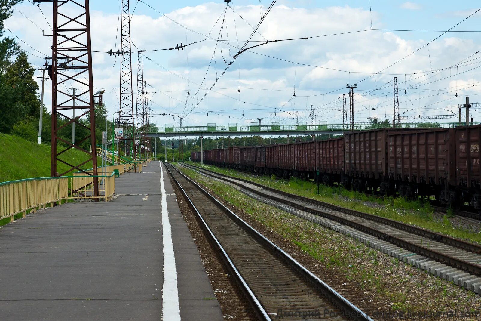 Ожерелье каширский район московская. Станция ожерелье Московская область. Ожерелье Кашира ЖД станция. Город ожерелье Московской области вокзал. Станция ожерелье Московский парк.