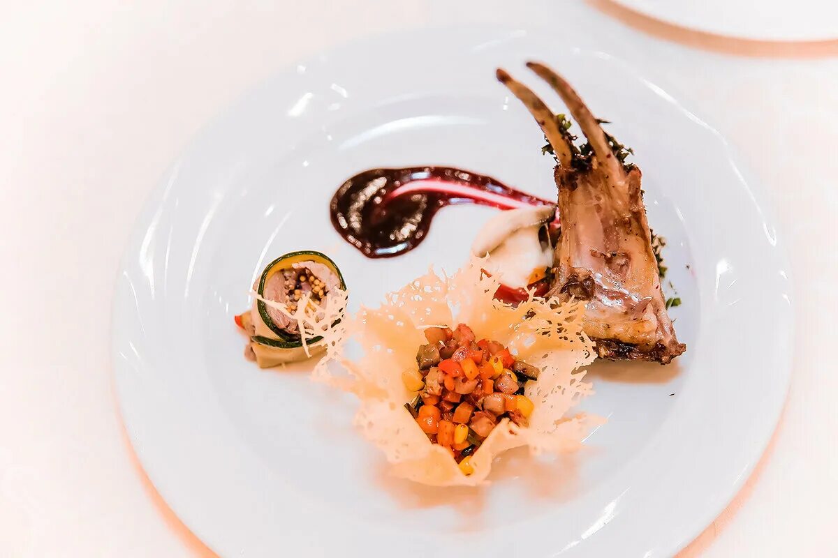 Профессиональный повар. Работа поваром мытищи. Соревнования шеф поваров. Сериал пищеблок ангелина стречина. Вакансия повар кассир.