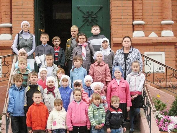 воскресный храм. воскресенском соборе новоиерусалимского монастыря. воскресенский собор новоиерусалимского монастыря год. воскресенский собор собор в новоиерусалимском монастыре. соборе новоиерусалимского монастыря в истре.