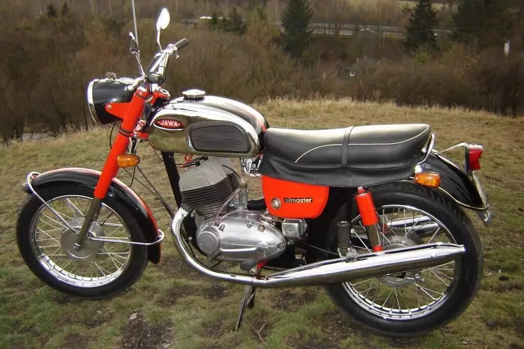 Ява какой бензин. Jawa Californian 350. Мотоцикл Ява Чезет 350. Ява 350 1969. Ява 350 362.