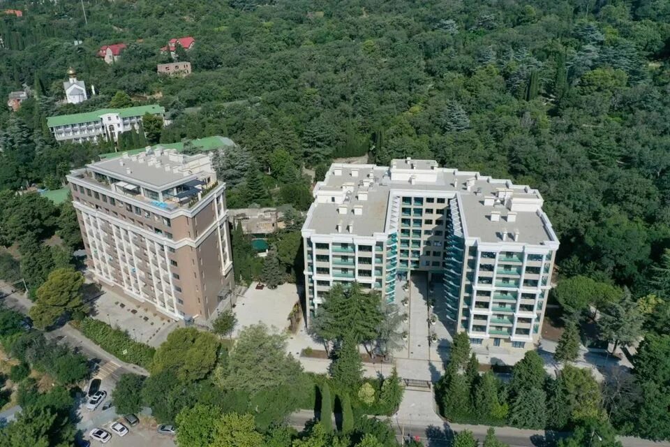 Ялта плаза апартаменты. Жк ялта плаза. Ялта плаза апартаменты. Ялта плаза апартаменты. Жк скай плаза ялта.