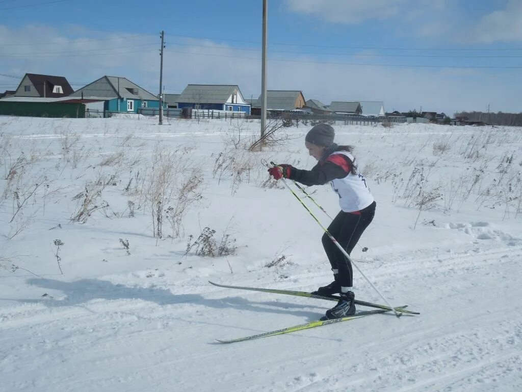 Погода сладково тюменской на 10 дней. Александровка сладковский район. Сладкова стадион тюменская обл. Сладковское сельское поселение. Сорокино сладково хоккей.