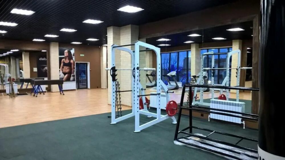 Х фит фьюжн фрунзенская. X fit октябрьский. Спортзал октябрьская. Х фит октябрьский. Х фит сормово.