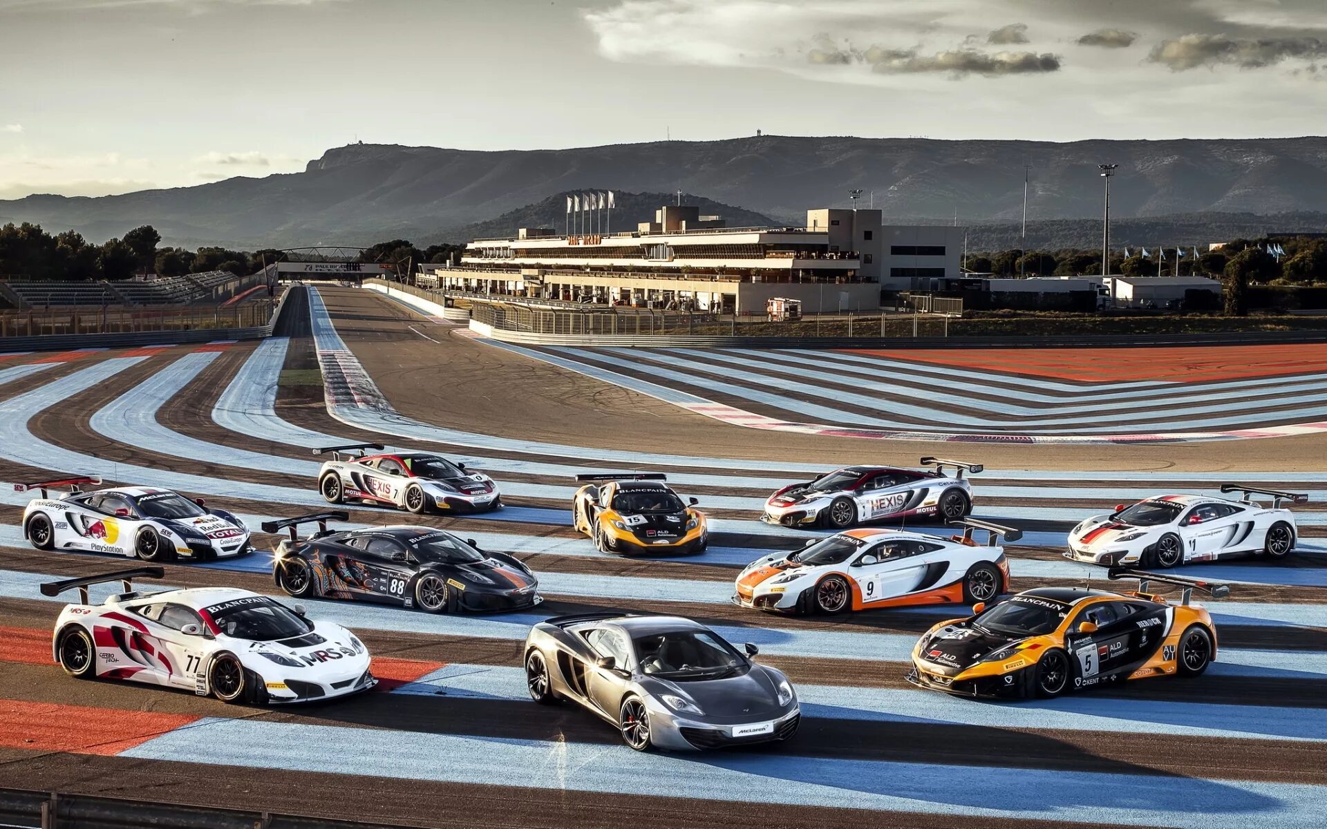 Track race