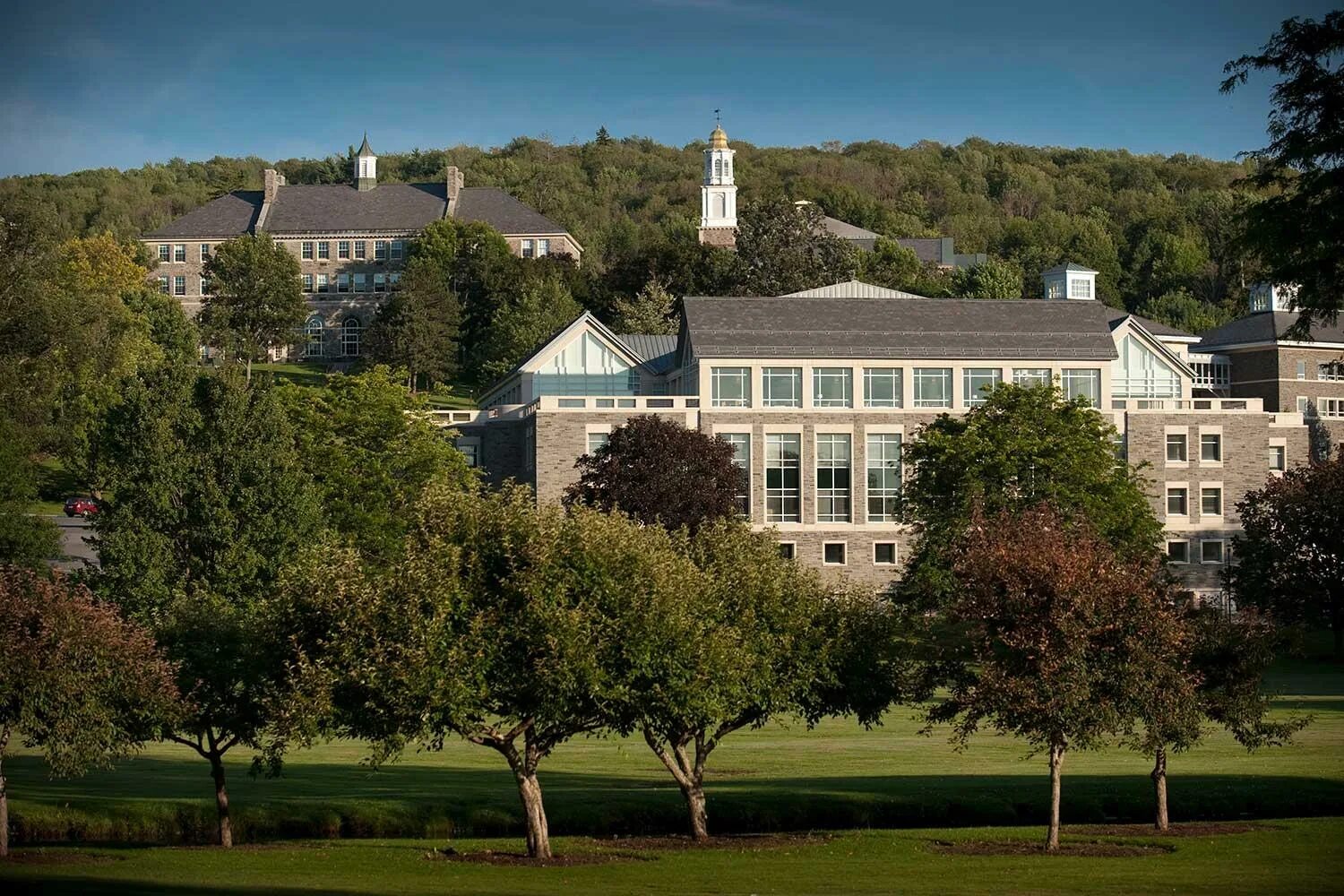 Colgate university. Colgate college. bridgeport university colgate university. колгейт колледж в нью-йорке.
