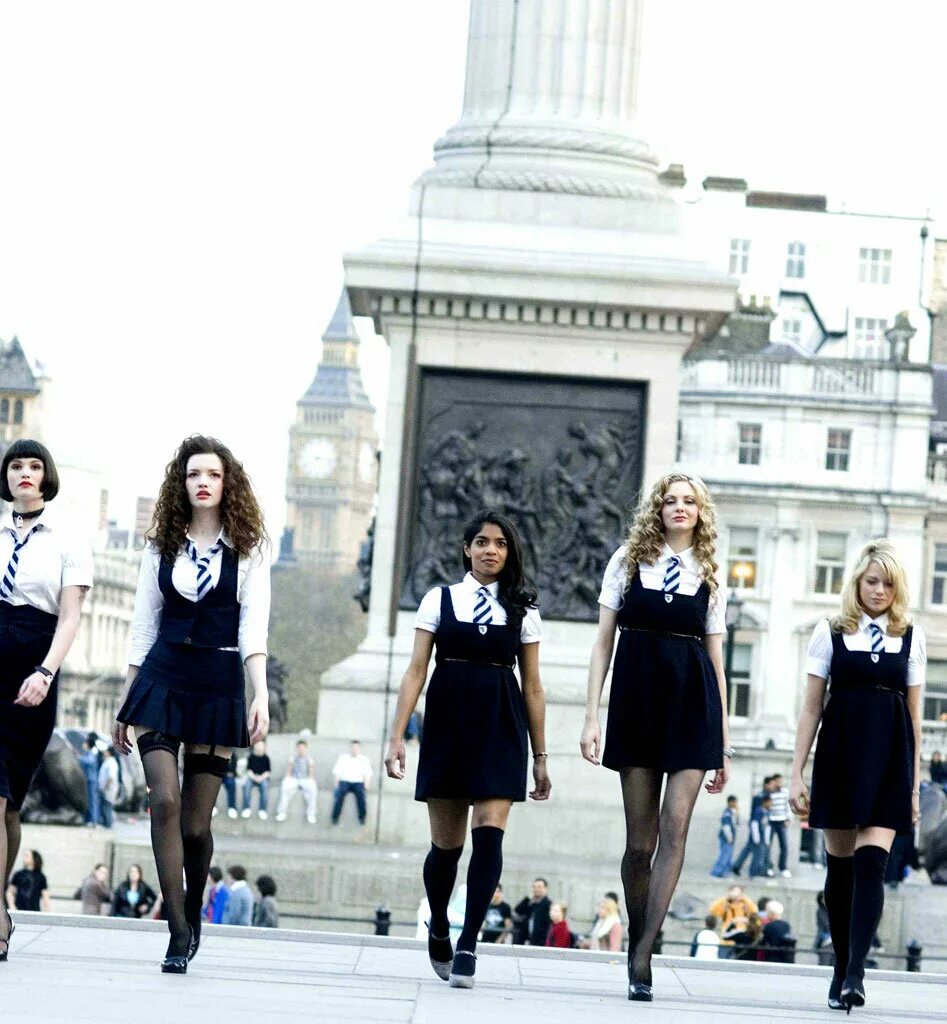 одноклассницы сент триниан. одноклассницы путь. тэмсин эгертон одноклассницы. одноклассницы сент триниан. Trinian's.