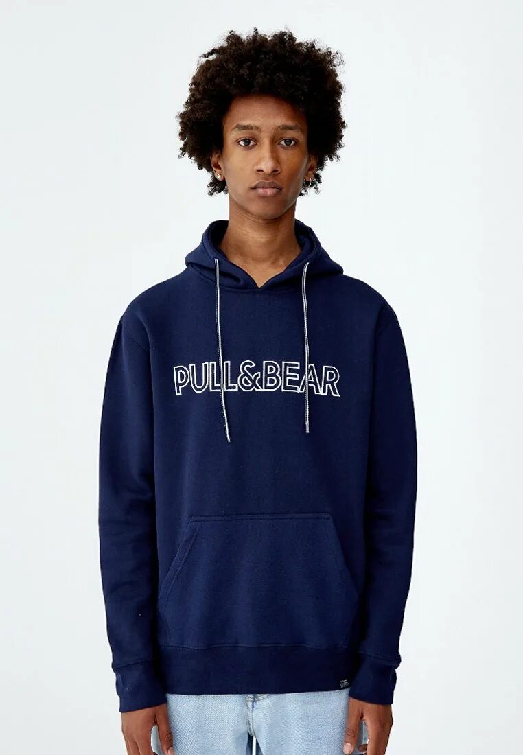 Pull and bear реклама. Pull and bear спб. Pull and bear метрополис. Pull&bear баннер. Бренд одежды bear.