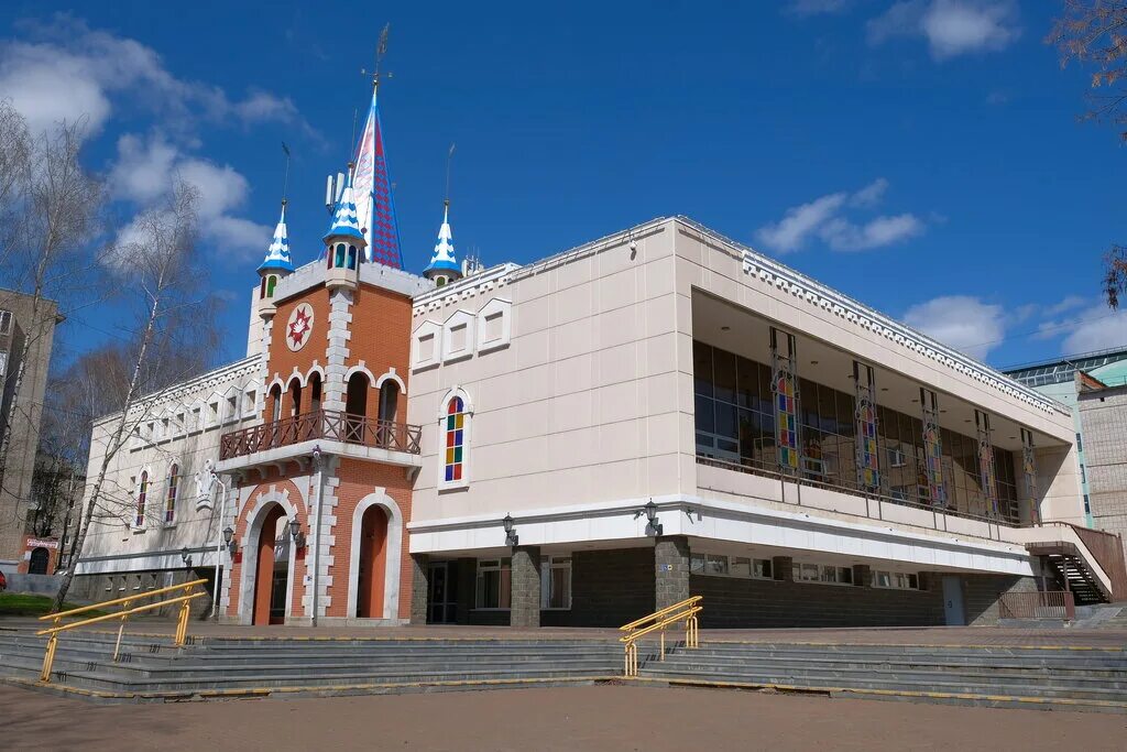 Государственный кукольный театр удмуртской республики. Театр кукол удмуртской республики. Государственный театр кукол удмуртской республики ижевск. Театр кукол ижевск. Государственный кукольный театр удмуртской республики.