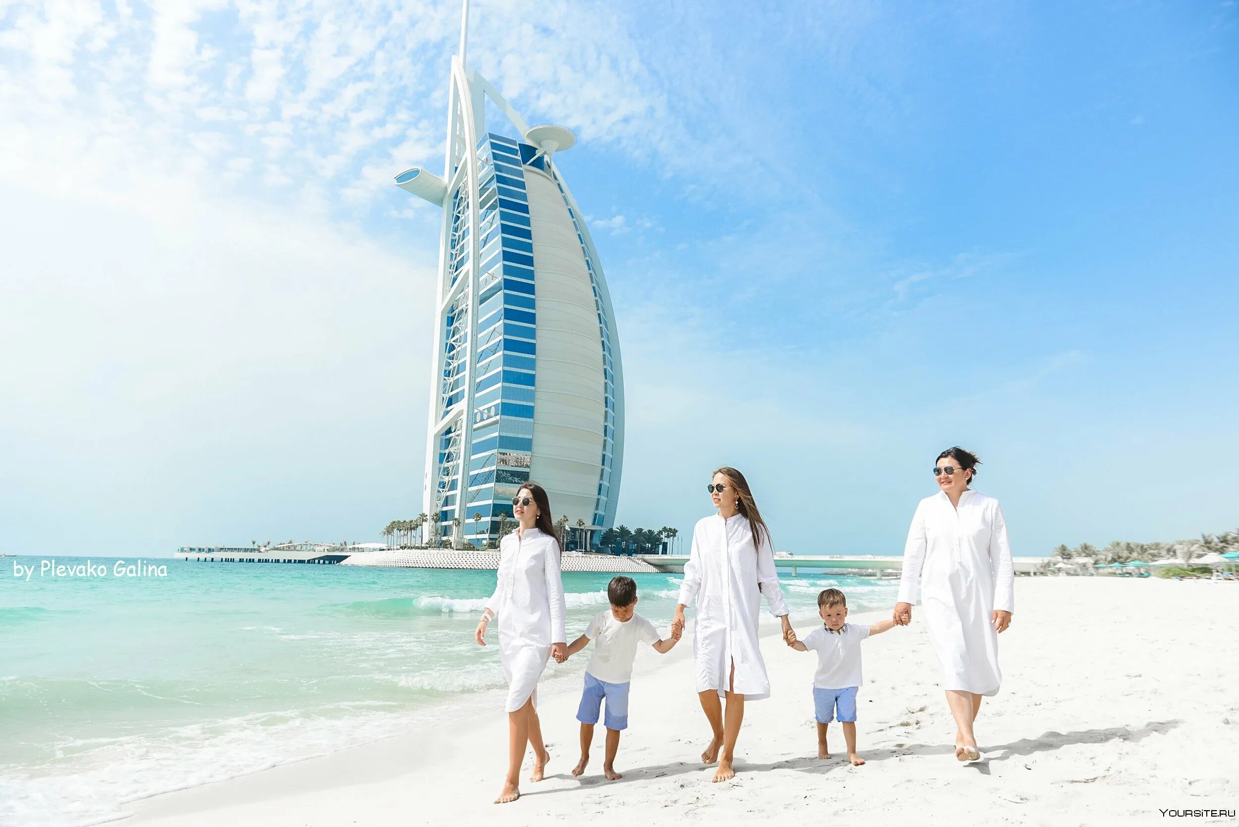 Путешествие в ОАЭ Дубай. Путешествие в Дубай с семьей. Семья в Дубае. Семья в Эмиратах. Поездка в дубай на двоих
