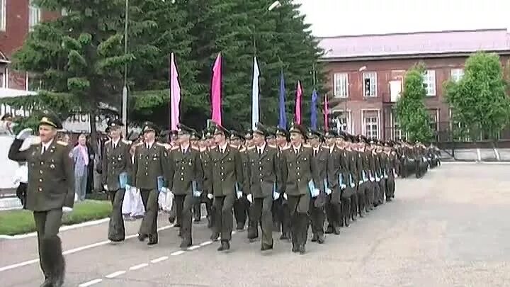 Иркутское высшее военное авиационное инженерное училище выпуски. Ивваиу факультет авиационного вооружения. Казармы ивату иркутск. Ивваиу выпуск 2008. Ивваиу иркутск.