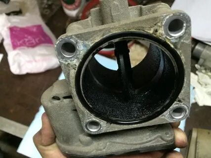 Дроссельная заслонка ix35