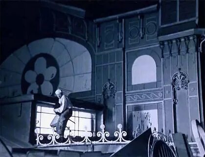 12 стульев сцены