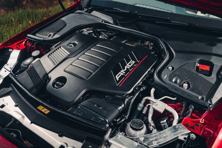 213 мерседес двигатели. Моторный отсек мерседес амг. e53 amg engine. e53 amg двигатель. амг е53 под капотом.