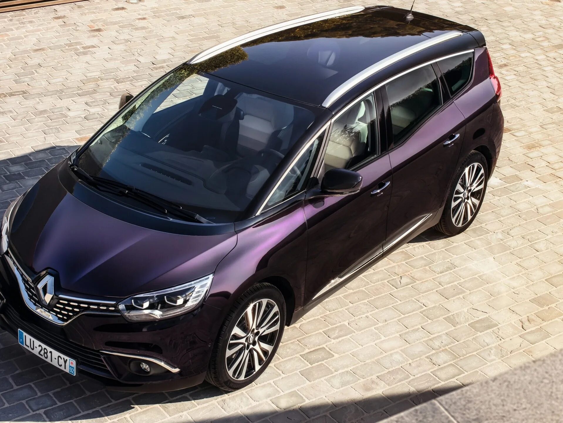 Renault scenic grand iv. Рено сценик 4 двигатели. Рено сценик 4 двигатели. Renault grand scenic 2020. Рено сценик 4 двигатели.