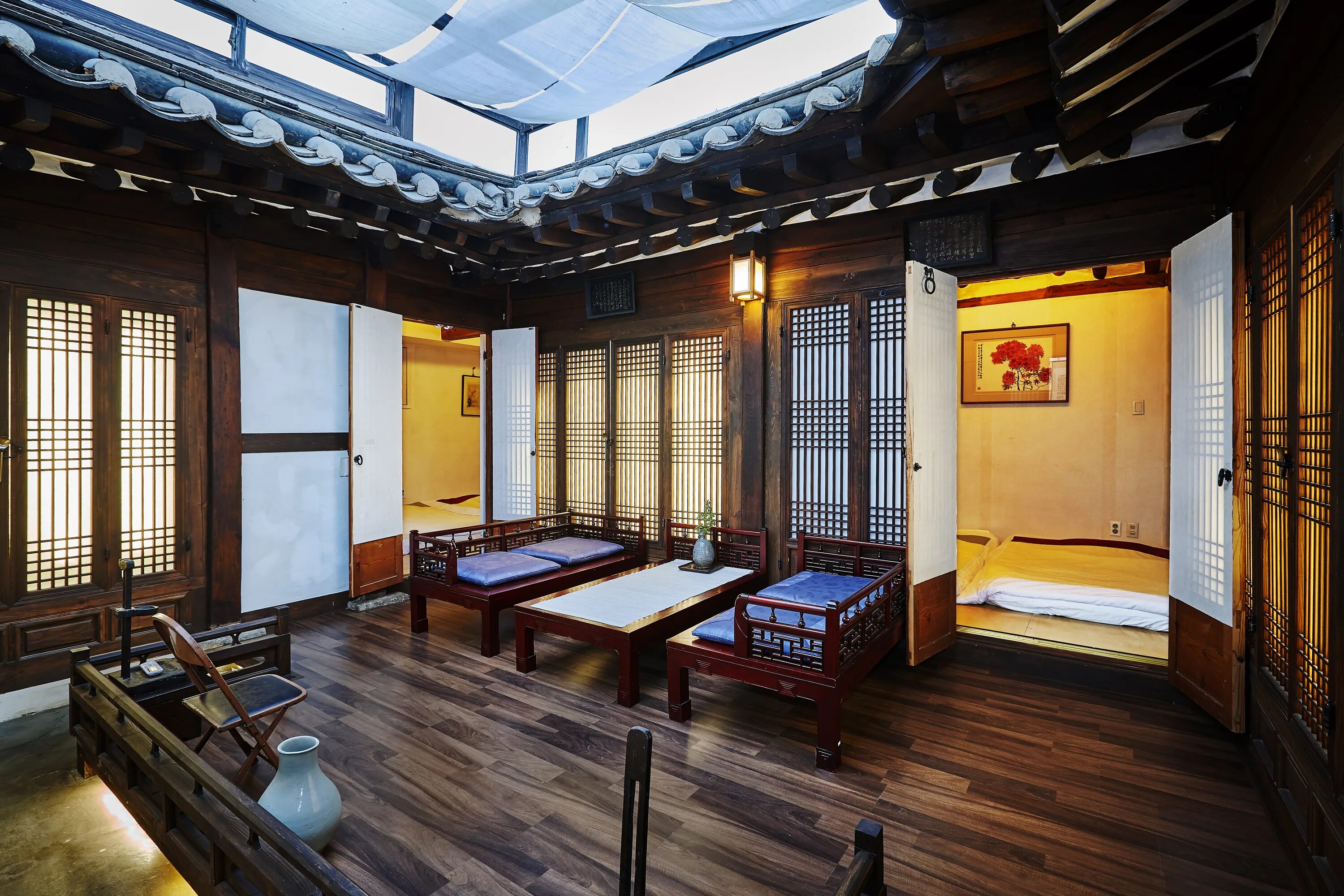 дома в корейском стиле. ханок корейский дом внутри. ханок корейский дом интерьер. дома в корейском стиле. корейский дом в сеуле обычный.