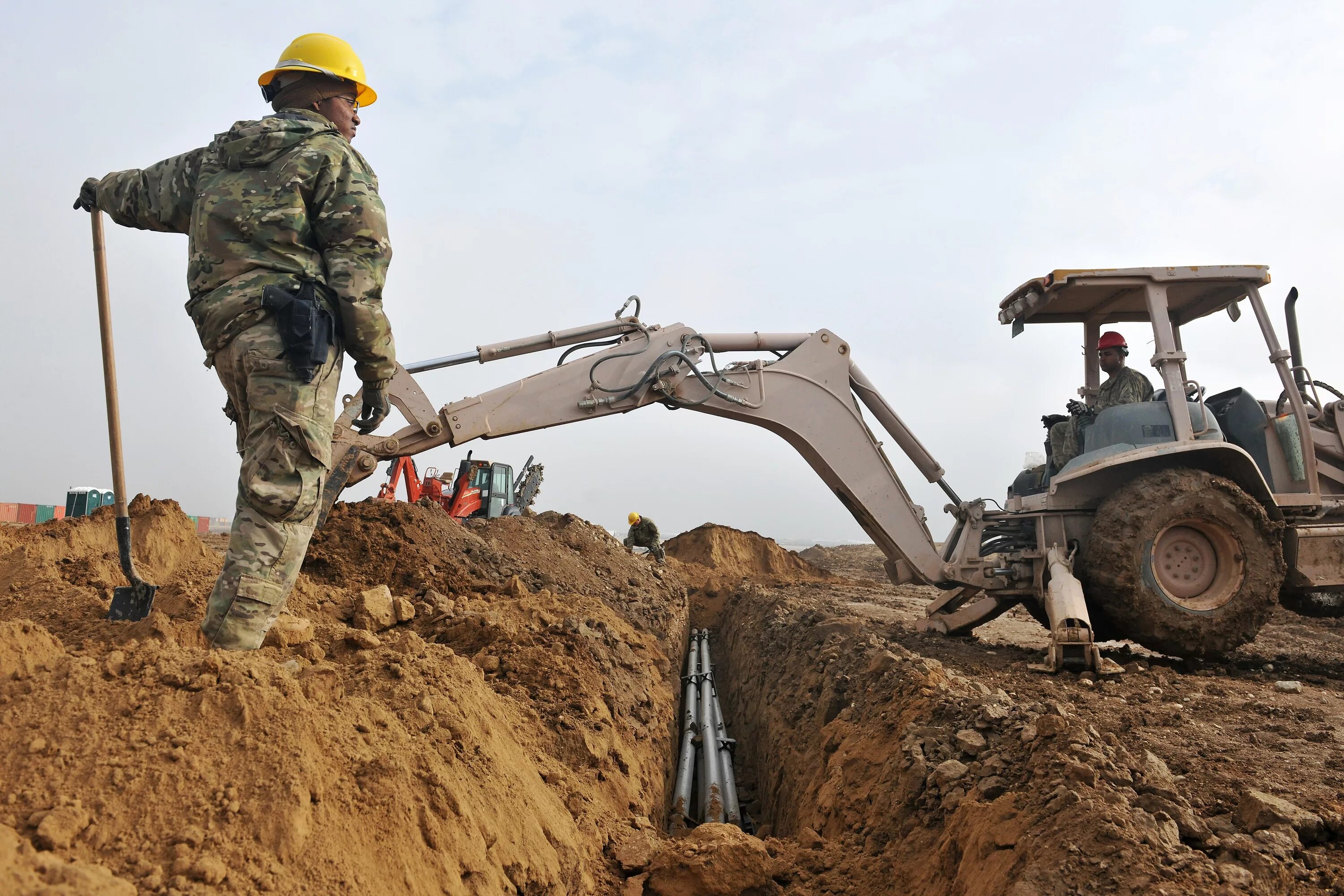Digging на русском. Excavation works. Excavation Development. Excavation and trenching. Trench digging.