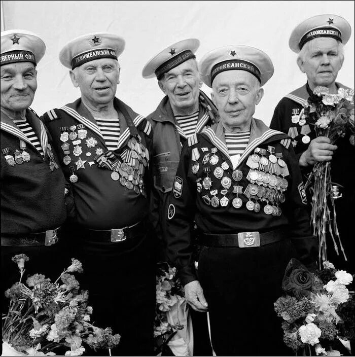 9 мая черный фото. Ветераны Великой Отечественной войны. Ветераны 1945. Моряки Великой Отечественной. Ветераны ВМФ.