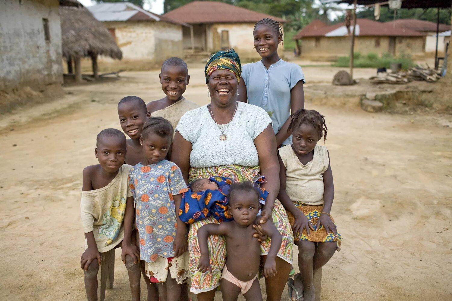 жители ганы. демографический взрыв в китае. жители африки. таблица 10 стран по населению. таблица 10 стран по населению.