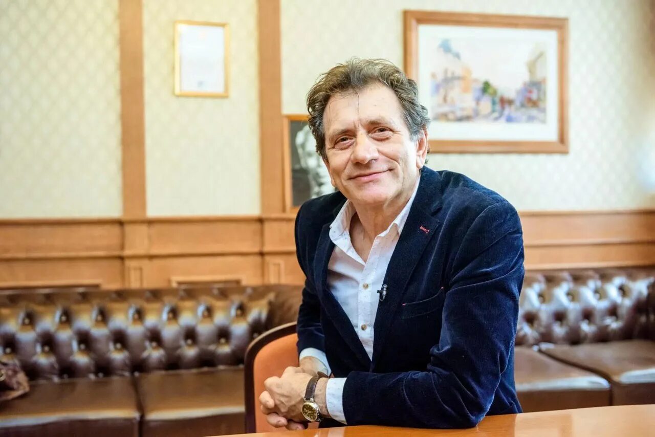 Евгений князев. Борис любимов ректор щепкина. Евгений князев актер. Ректор училища. Евгений князев мессинг.