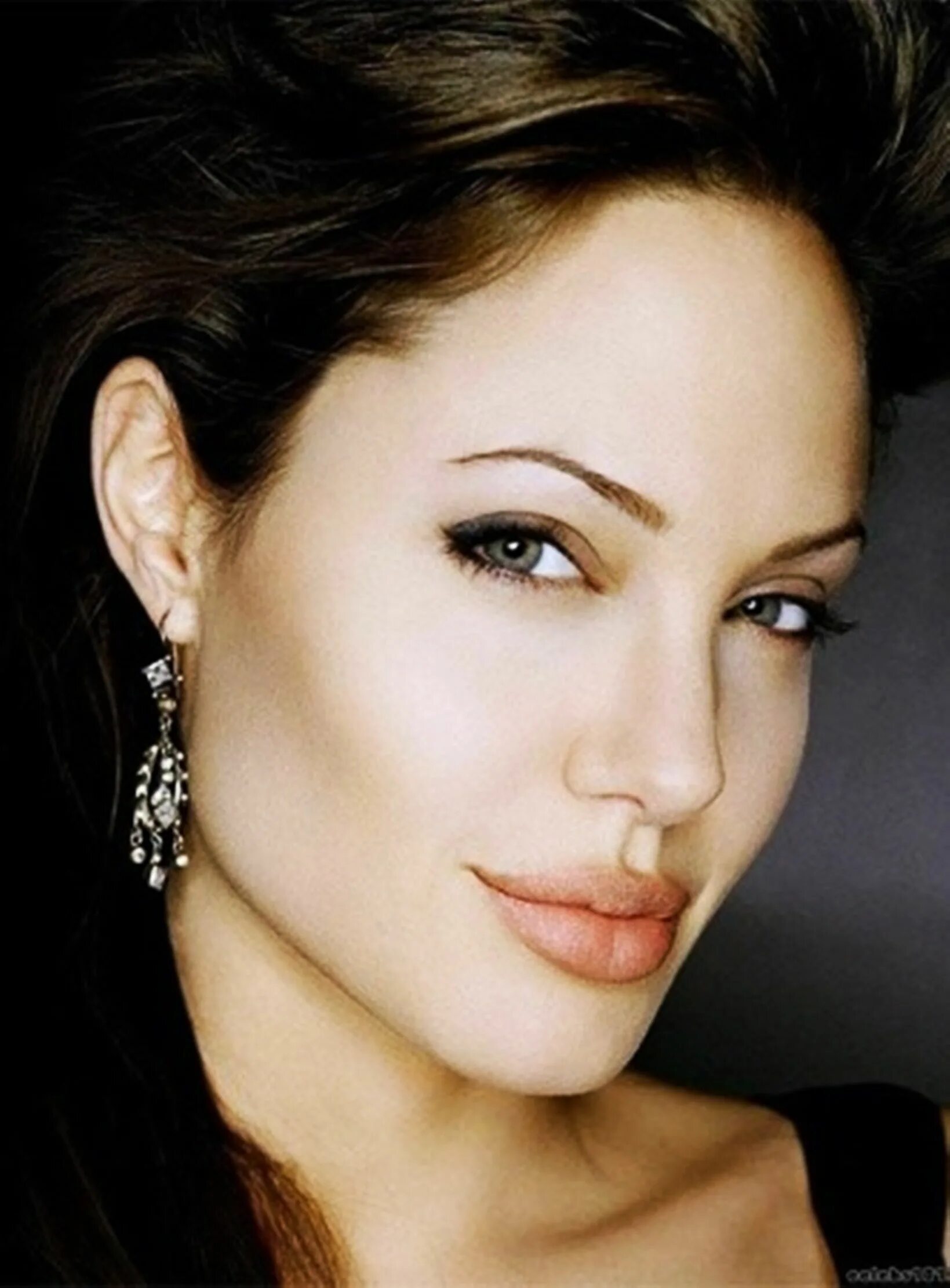 Актриса кейт бекинсейл фото. Анджелина джоли 2022г. Ангелина джоли. Анджелина джоли 2022. Дженнифер лопес.