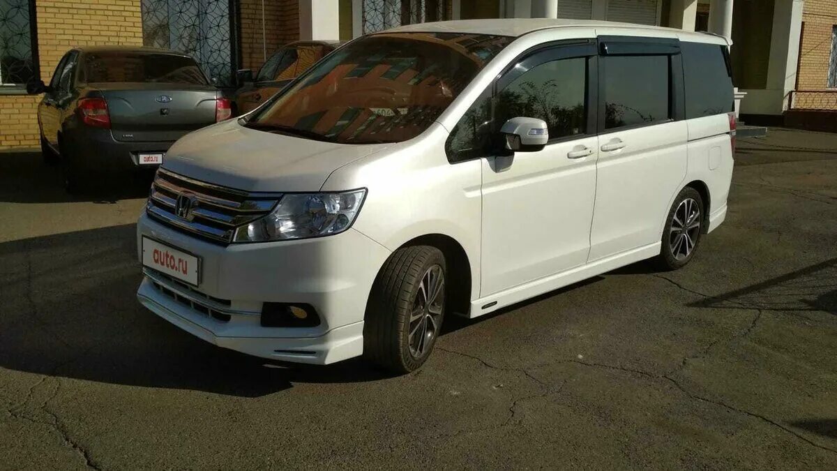 Honda Stepwgn 2012. Honda Stepwgn 2.0. Honda Stepwgn 2010. Honda Stepwgn 2.0 2012. Хонда степвагон купить красноярске