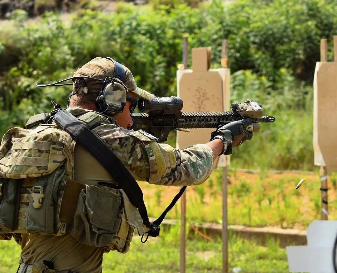 Супер фпс ап дрил лук. United states army special forces selection and training. Range complex. Range complex. Range complex.