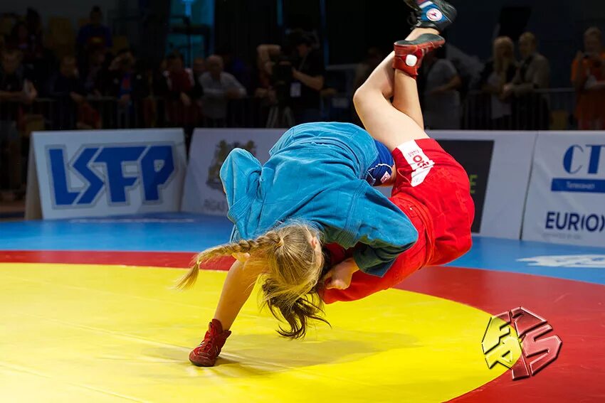 Анастасьина екатерина самбо. Женское самбо. Боевое самбо девушки. Женское самбо. Женское самбо.