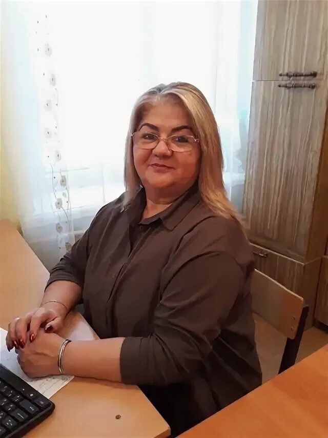 Супруга максудова