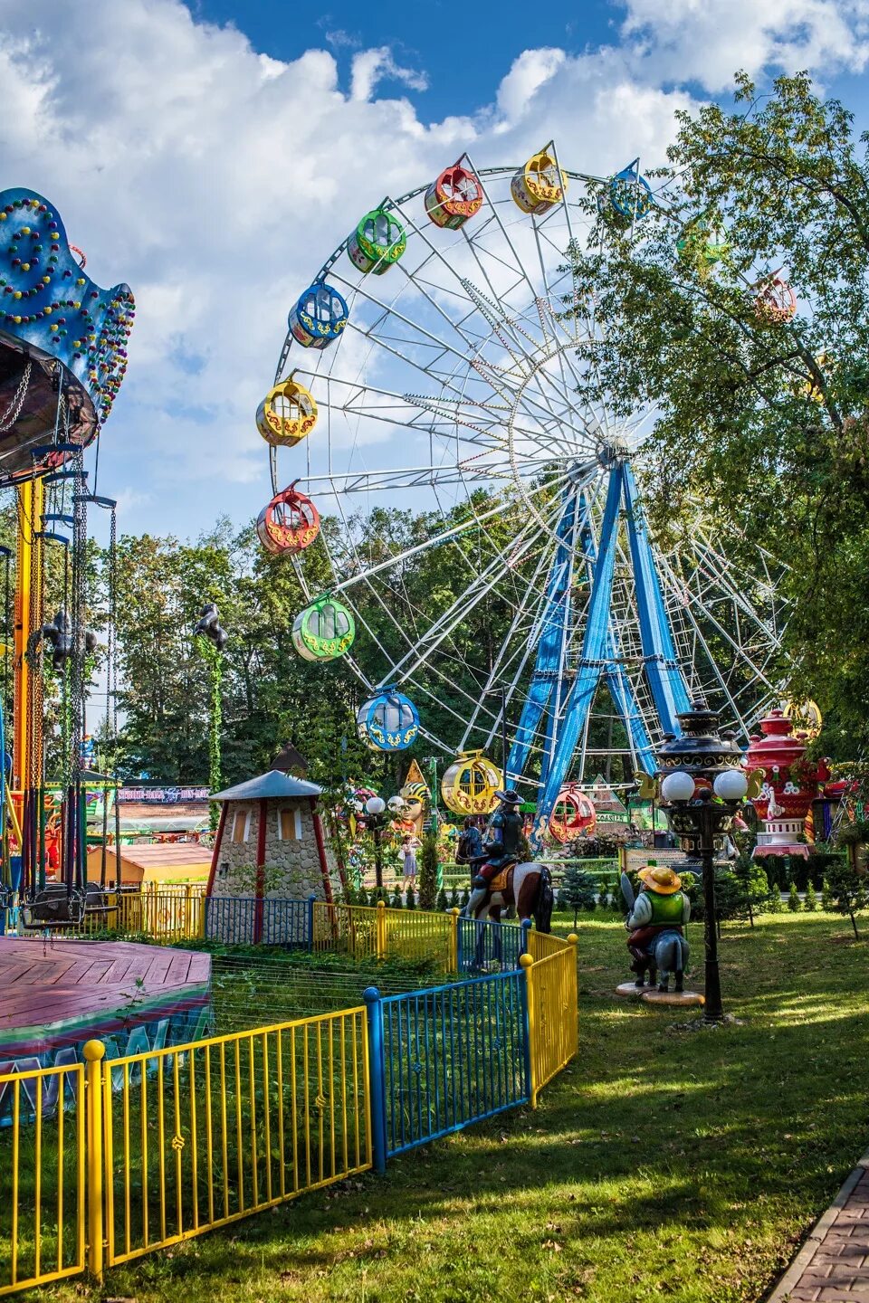 Центральный городской парк Мытищи. Парк культуры Мытищи. ЦПКИО Мытищи. Мытищинский парк аттракционов. Парк аттракционов г