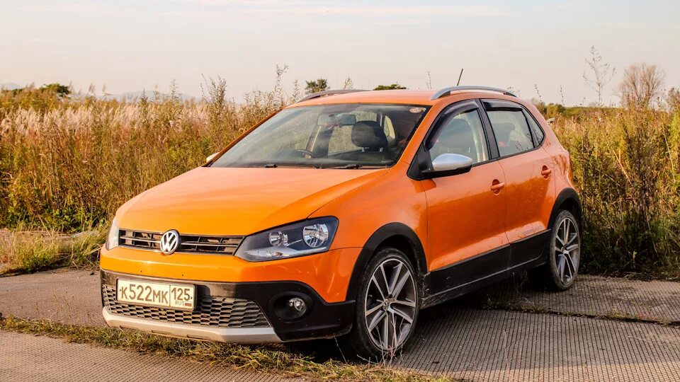 Купить фольксваген во владивостоке. VW Polo Offroad. Фольксваген поло оффроуд. Polo 6 Offroad. Volkswagen Polo внедорожный.