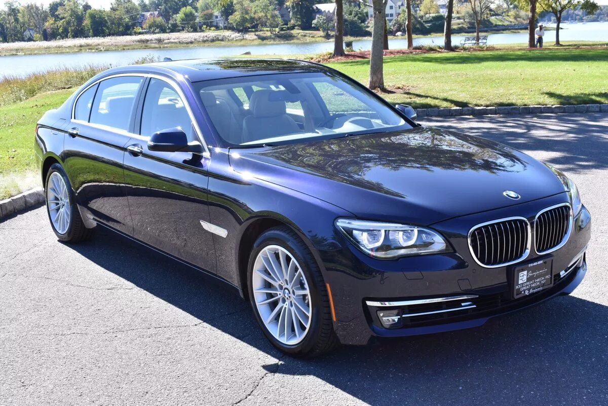 Купить бмв 7 с пробегом. BMW 7. BMW 750li 2013. BMW 7 седан. BMW 7er 2014.