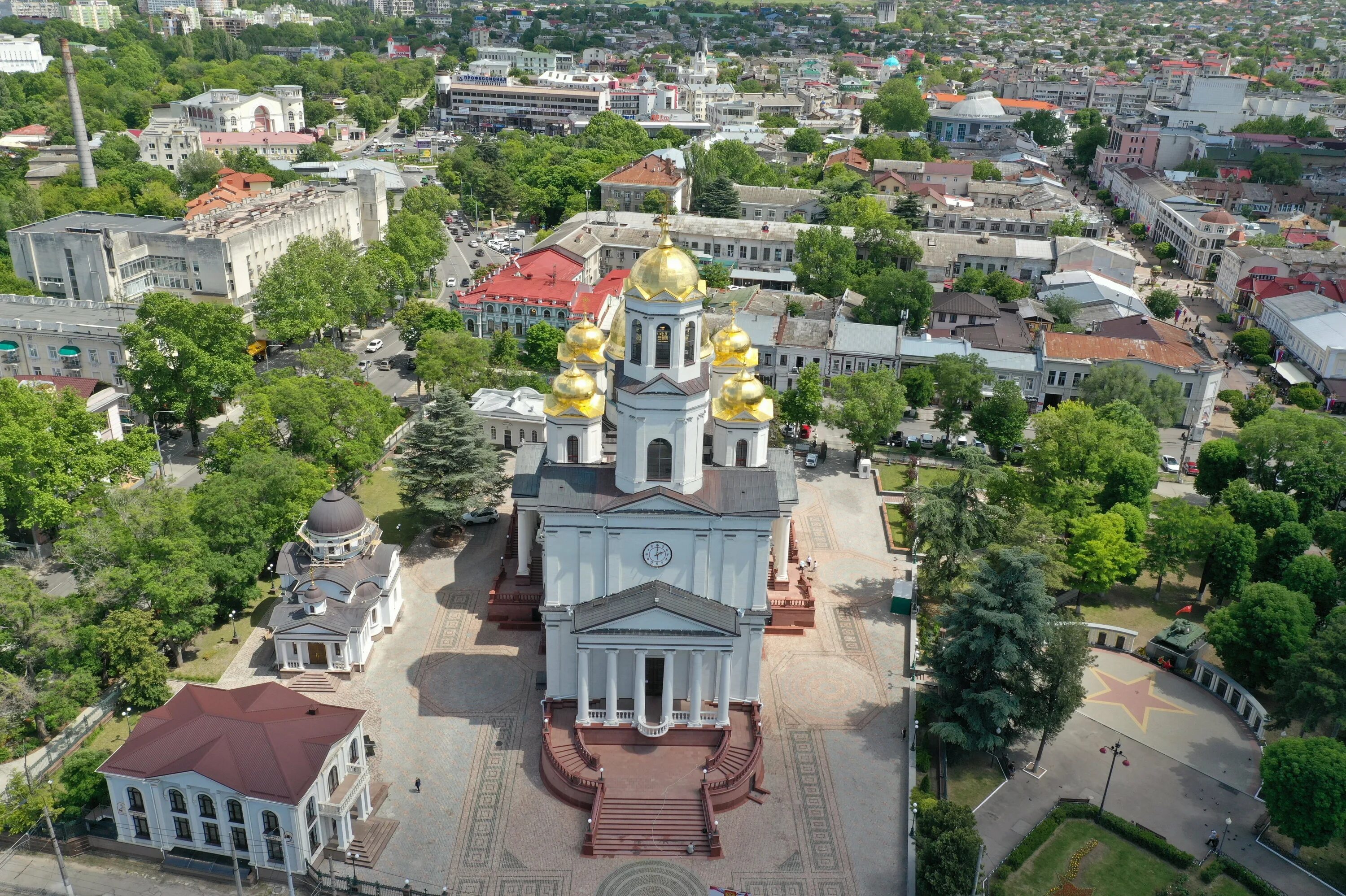 Столица крымской республики. Крым город Симферополь. Симферополь столица. Достопримечательности Симферополя столицы Крыма. Симферополь Главная достопримечательность.