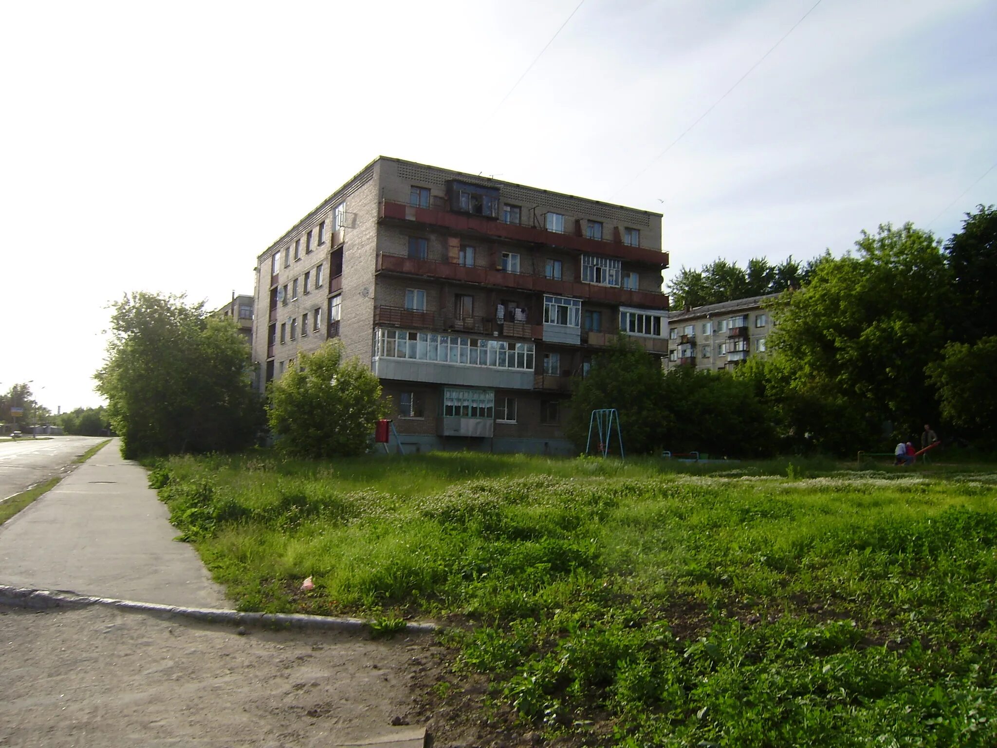 Краснодонцев 7/43 череповец. 5 череповец. Менделеева, 5. 5 череповец. Улица менделеева череповец.