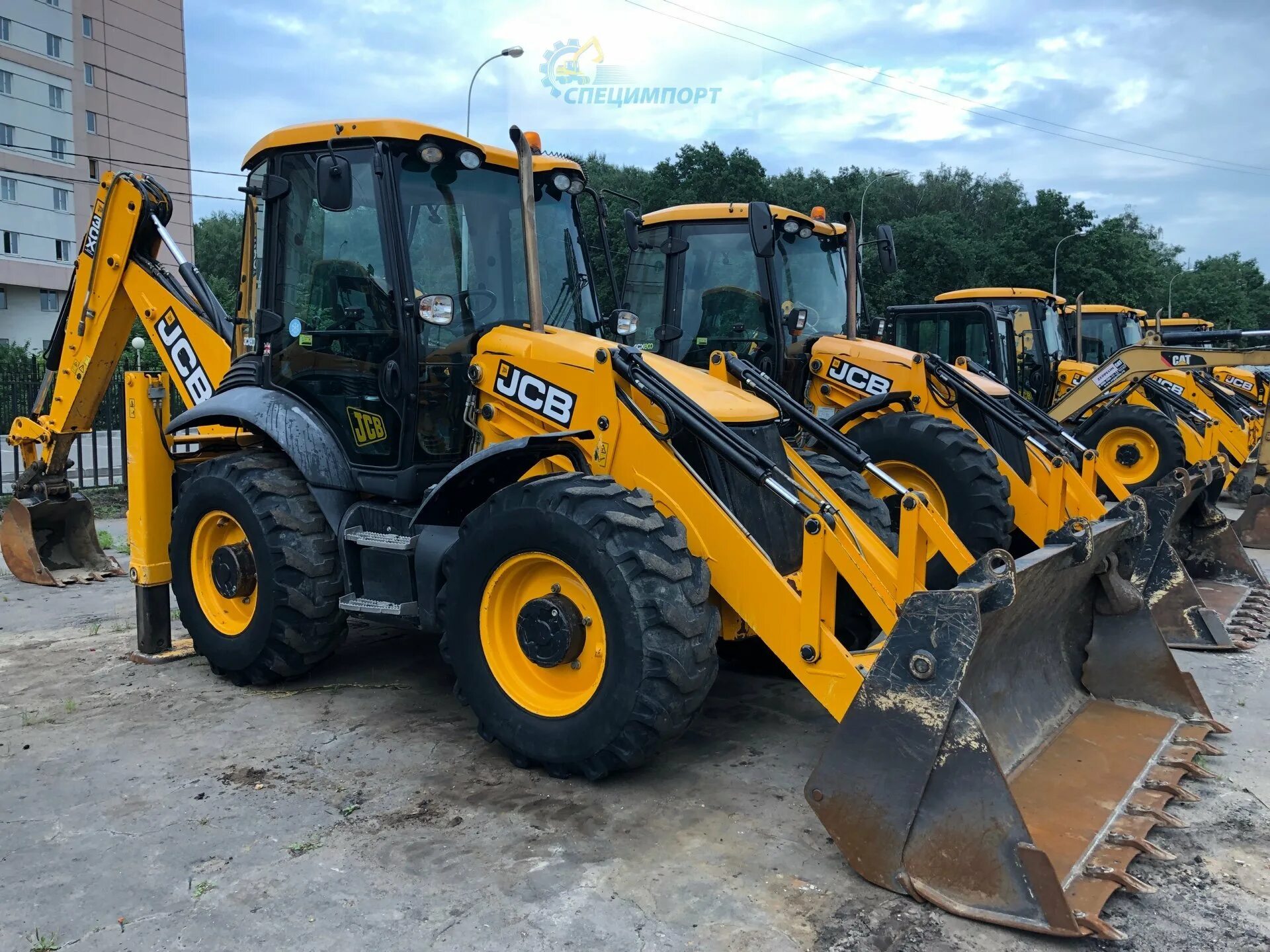 Купить экскаватор 3cx. Трактор JCB 3cx. Экскаватор-погрузчик JCB 3cx. JSB экскаватор 3cx. Экскаватор-погрузчик JCB 4cx.