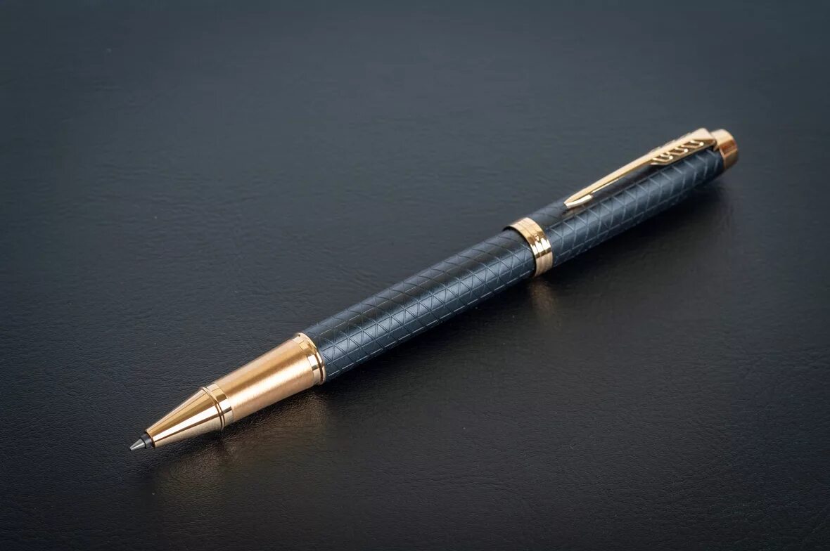 Parker sonnet matte black с гриппом с рисунком. Ручка паркер president. День рождения ручки паркер картинки. Parker jotter перьевая. Ручка паркер 5 пишущий узел.