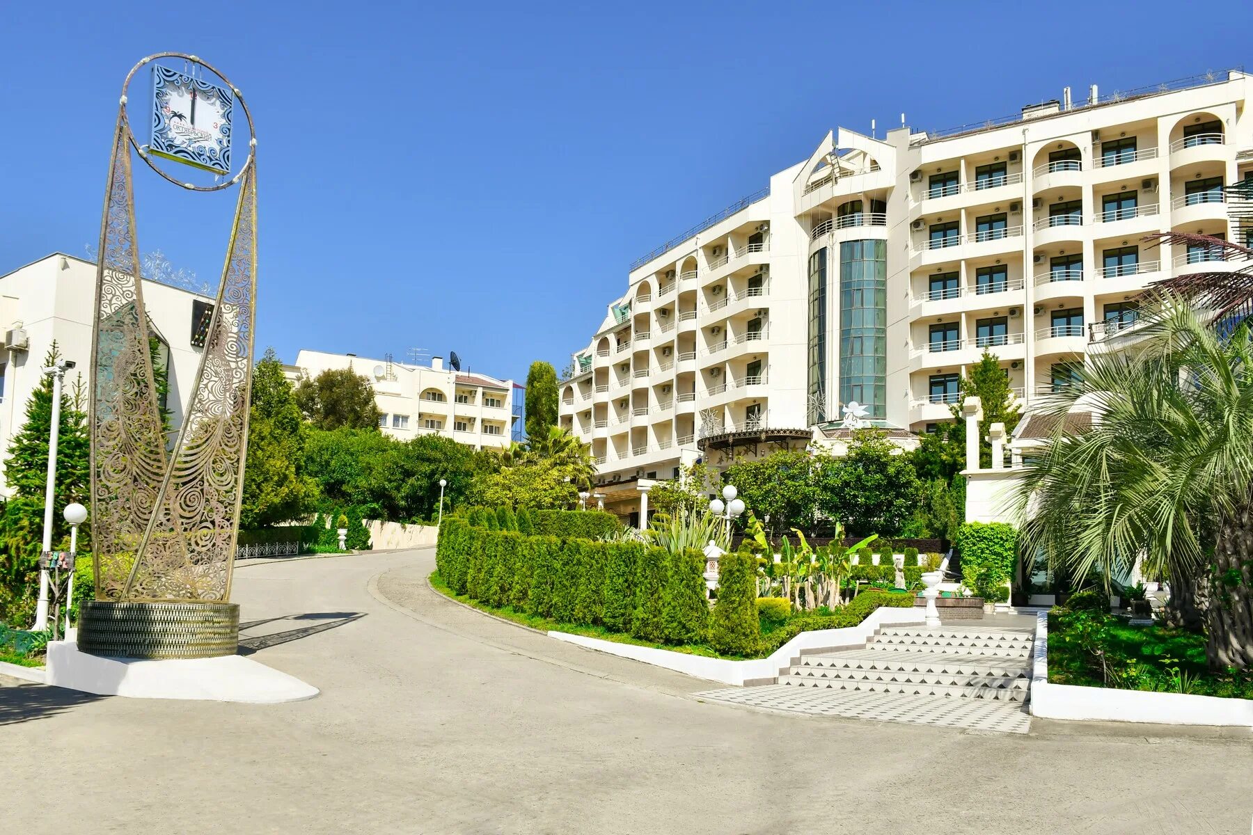 Октябрьский ул. Октябрьский санаторий ржд. Сочи. Адлер октябрьский санаторий. Сочи санаторий октябрьский ржд.