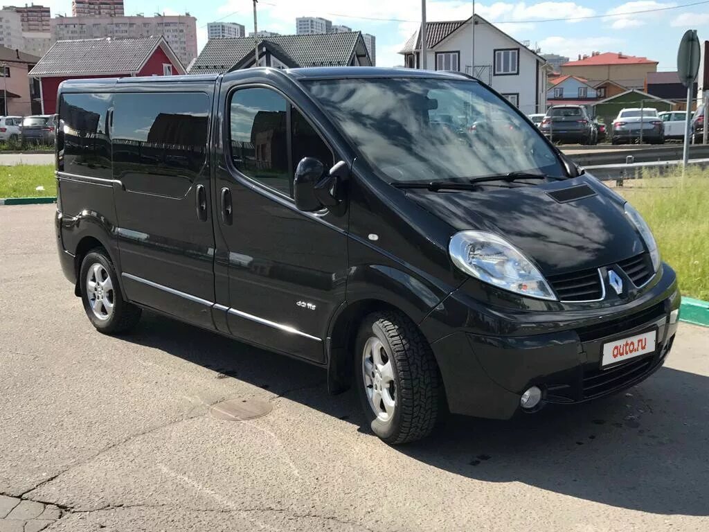 Рено трафик россия. Рено трафик 2010 года. Рено трафик черный. Renault Trafic 2010 год. Рено трафик 2008.