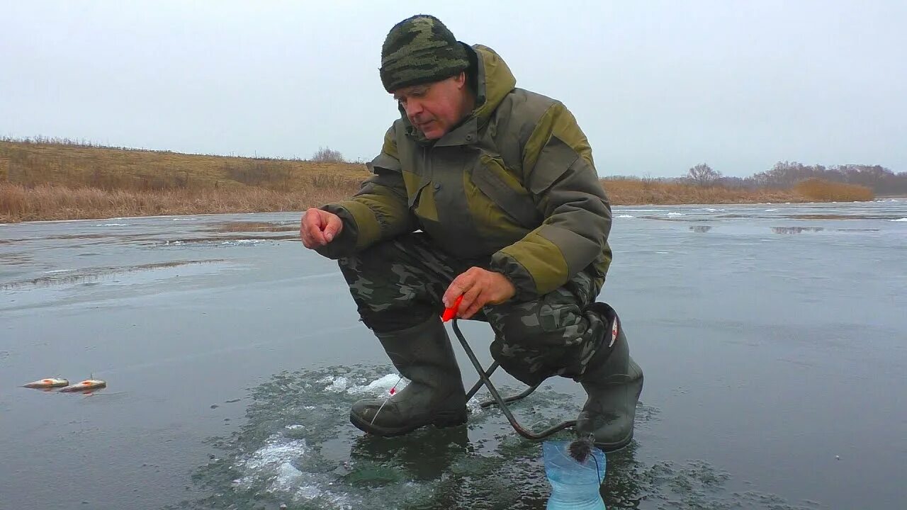 Рыбалка декабрь 2023. Зимняя рыбалка. Новогодняя рыбалка. С новым годом рыбаки. Рыбалка 2022.