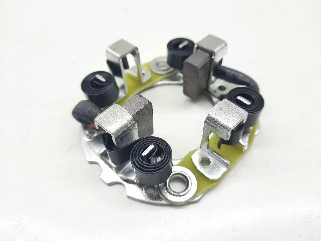 Диодный мост генератора мтз 82. Kbpc3510 , диодный мост 35а 1000в [kbpc] [=mb3510]. Кврс 5010 диодный. Диодный мост 50а 1000в. Диодный мост кврс5010 на мопед.