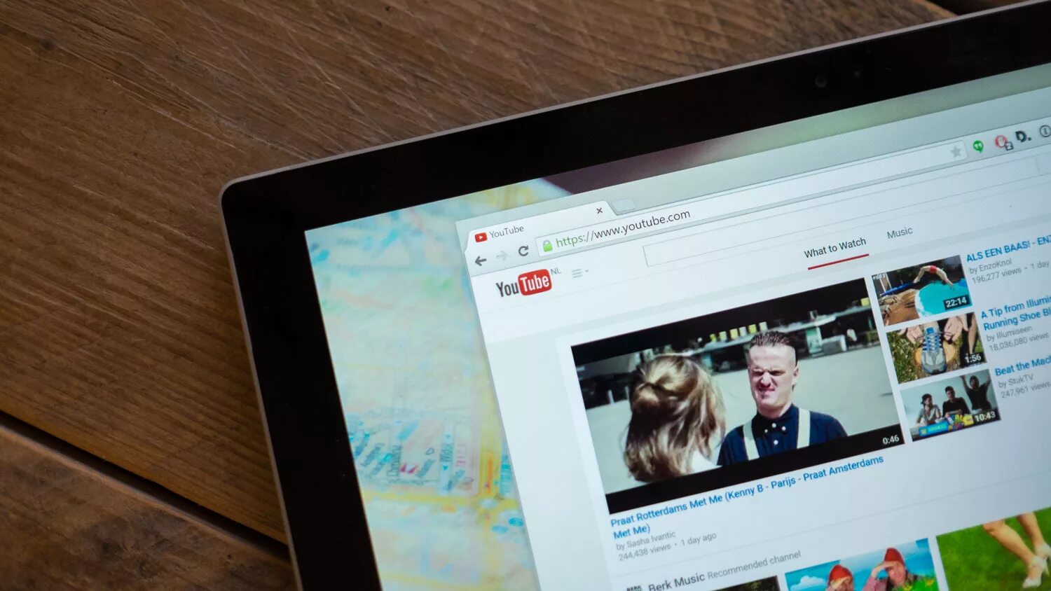 Watch on youtube. Ютуб детский. Планшет андроид с ютубом. Новая версия приложения youtube. Agm mobile планшет цена.