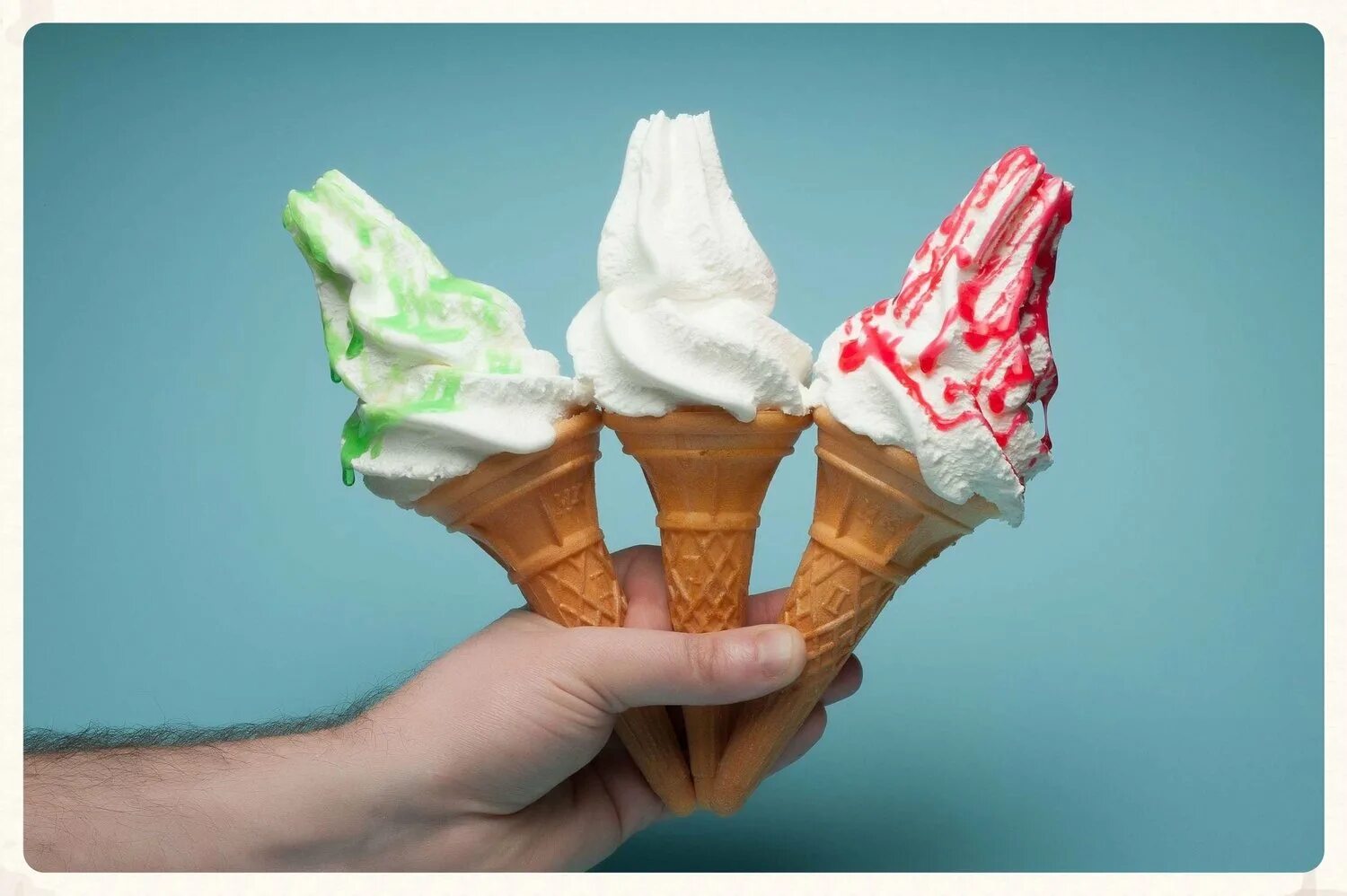 Мороженое учи. Мороженое Милка рожок. Мягкое мороженое. Реклама мороженого. Мягкое мороженое в креманках.